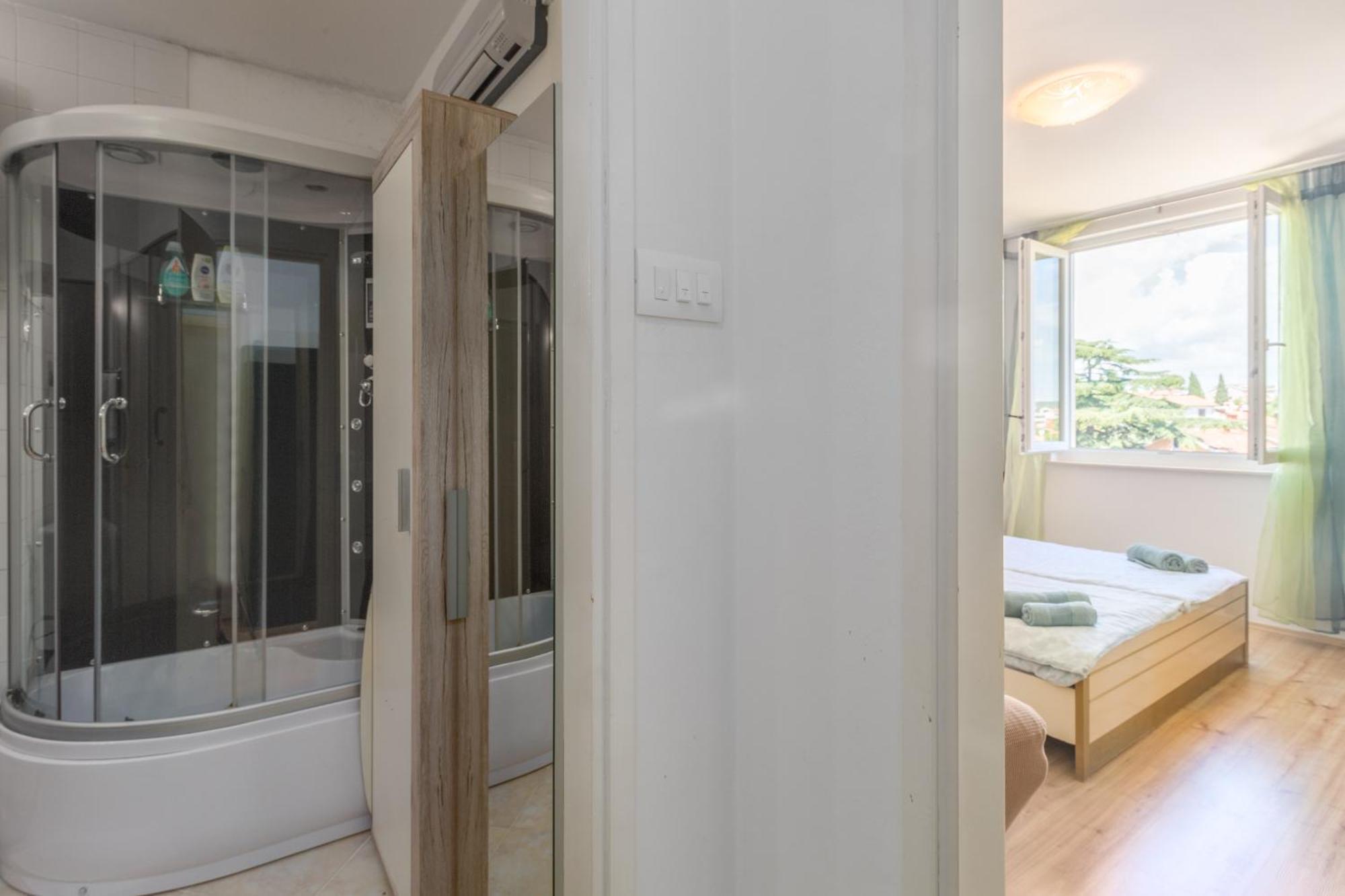 רוביני Seaview Apartment מראה חיצוני תמונה
